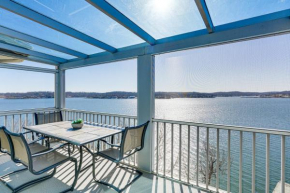 Screened Patio and Pools Lake of the Ozarks Condo!